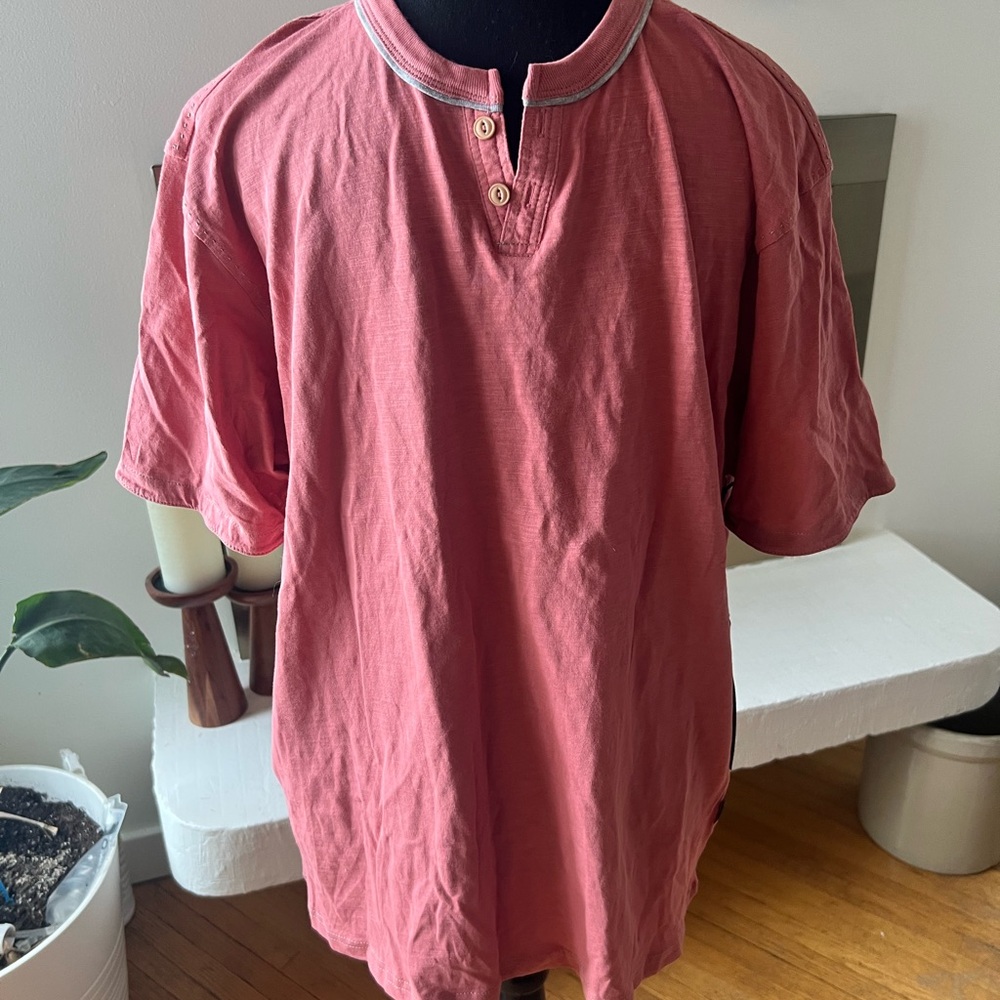 Six Lincoln New York Vintage Rose Casual Button Down Shirt with Relaxed Fit